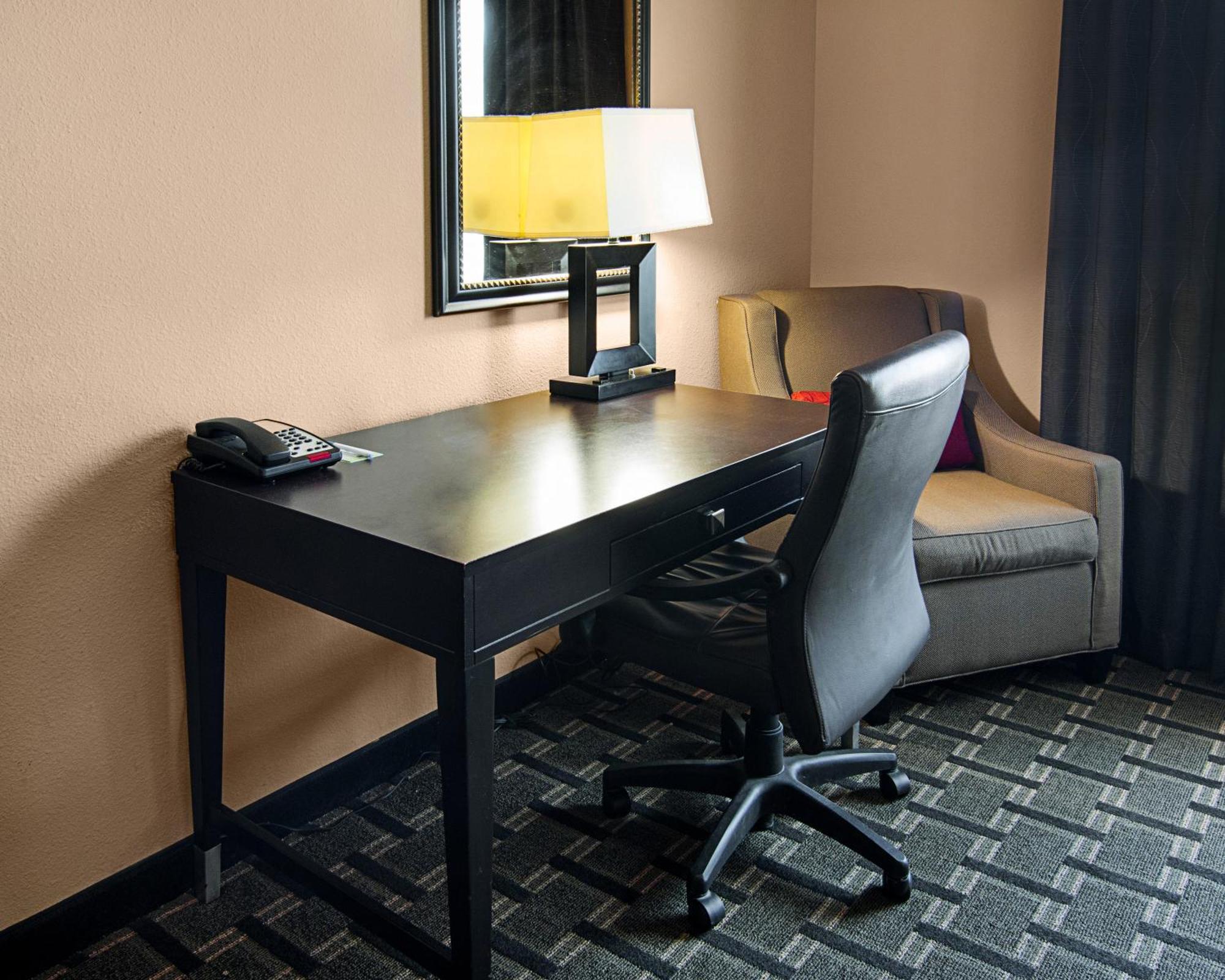 Comfort Inn & Suites Paris Esterno foto